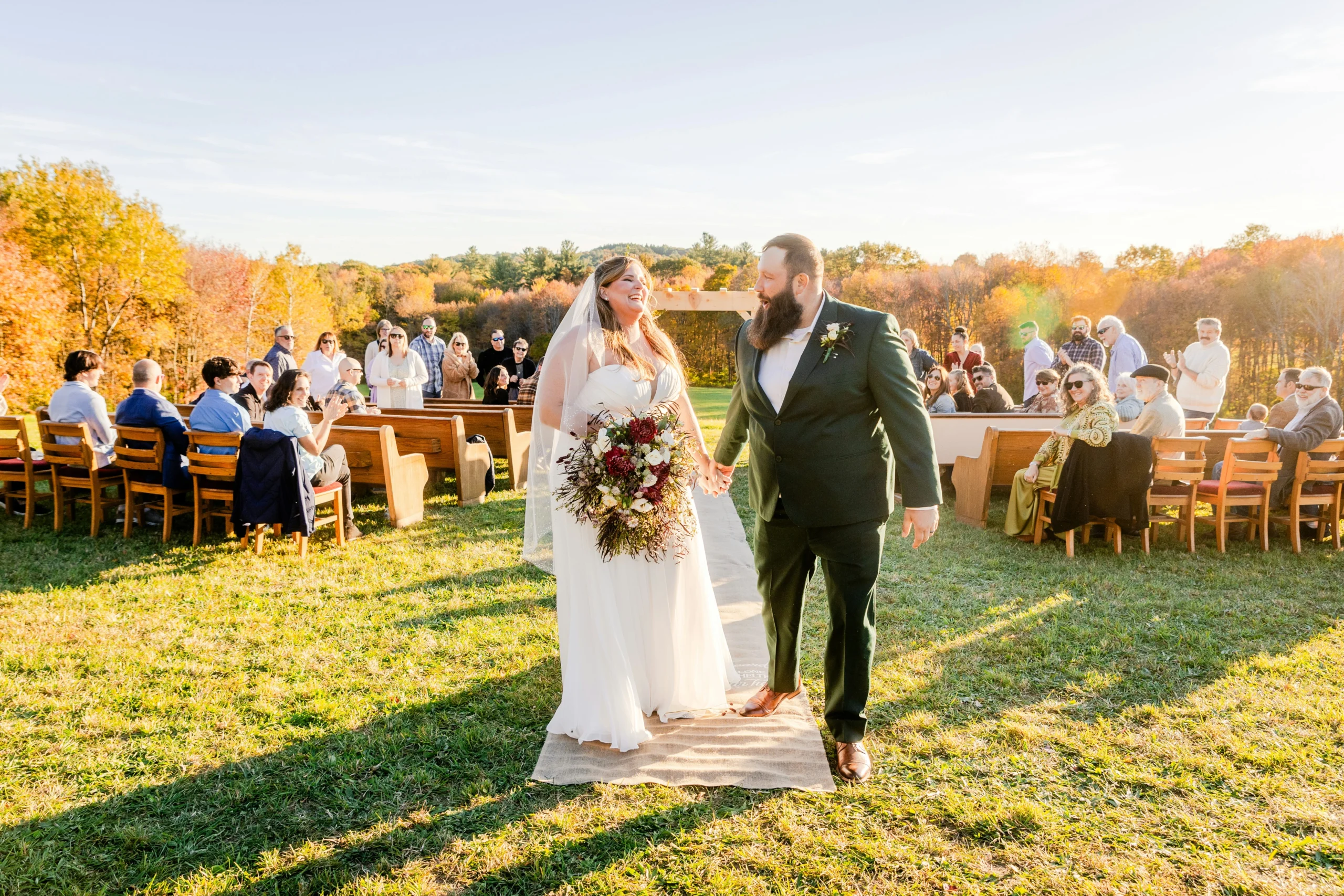 Glen Oro Farm outside wedding