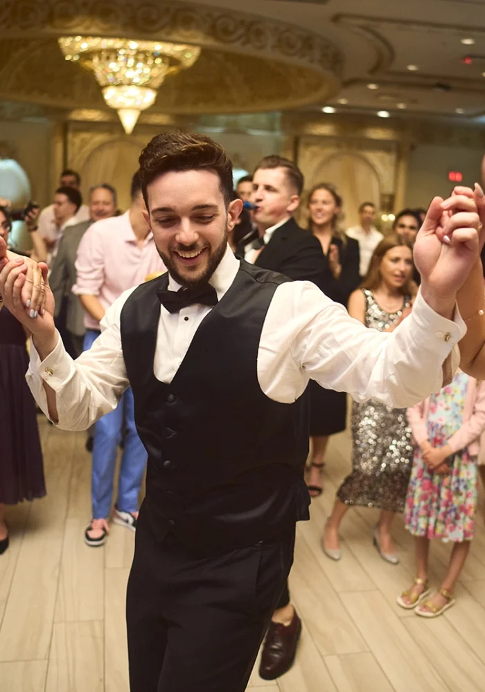 Hora Circle dance groom